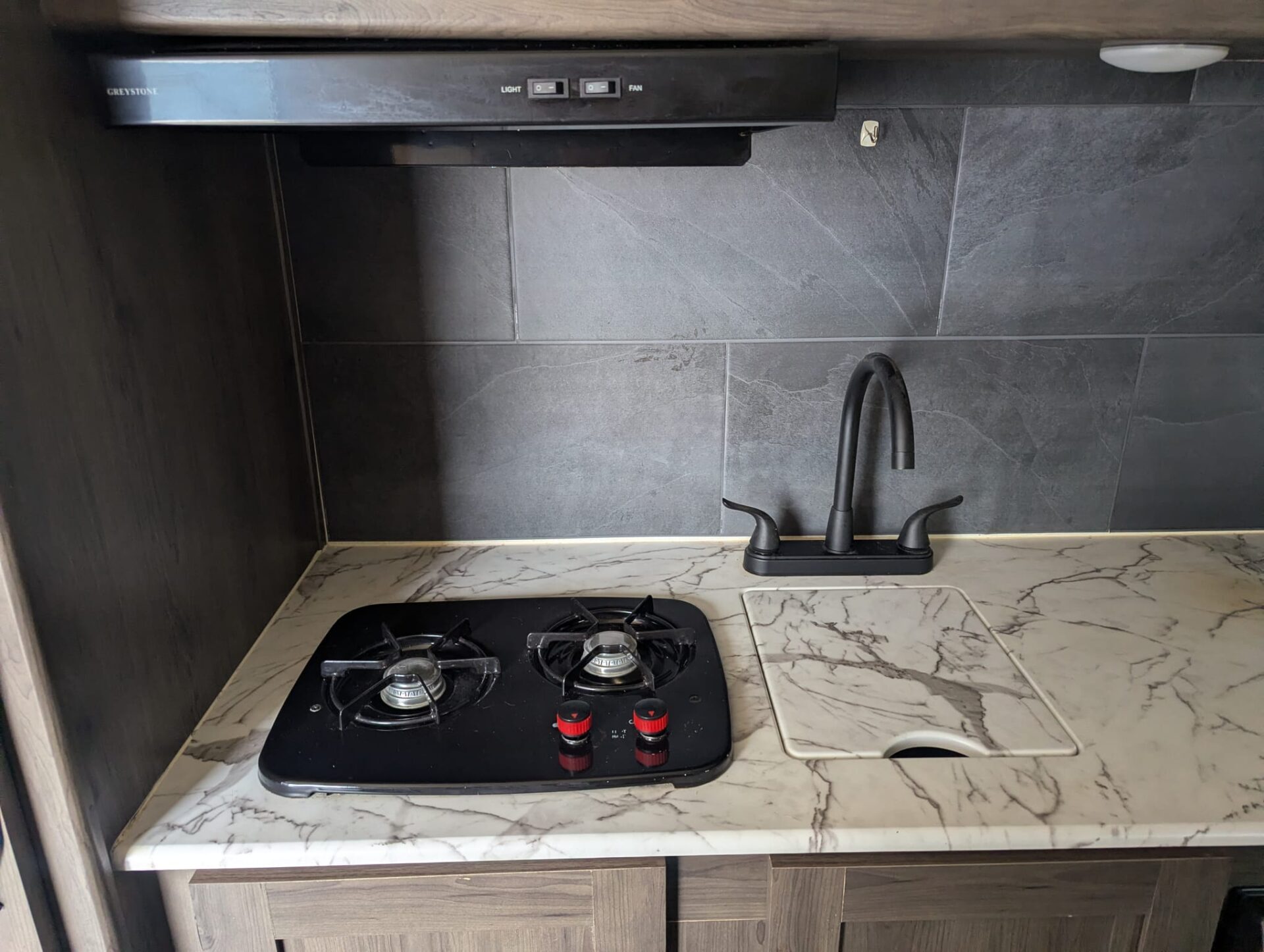 2022 Coachmen Viking - Image 7